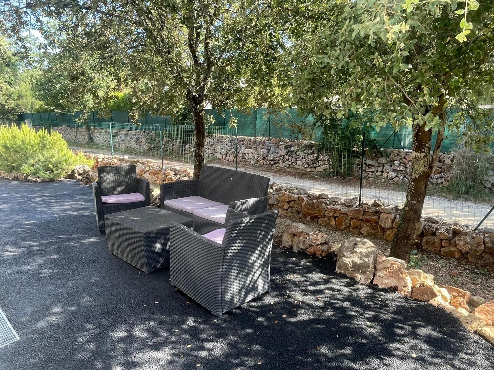 Logement Tout Confort Au Calme Entre Saint Tropez Et Les Gorges Du Verdon Le Thoronet Exterior photo